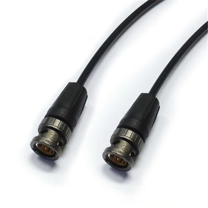 Belden 4855R 12G-SDI Patch Cable w/ Neutrik UHD BNC - 5m Belden 4855R 12G-SDI Patch Cable w/ Neutrik UHD BNC - 5m